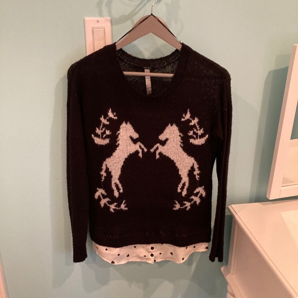 Knit sweater - Picture 1 of 2